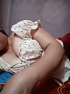 lisn-cute online show from June 2026 12:47:01 AM