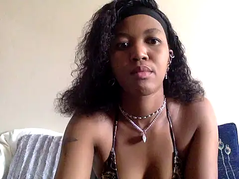 kentrella04 online show from March 2026 02:20:01 PM