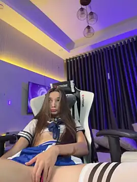 AnnyShore online show from May 2026 12:18:01 AM