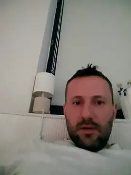 Snapshot of defaktor chatting on February 2026 03:45:01 PM defaktor online show from February 2026 03:45:01 PM