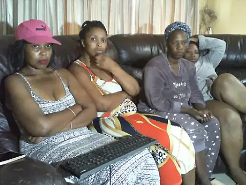 Caramel-Diva online show from February 2026 07:07:02 AM