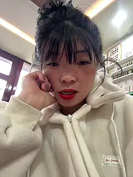 cuty lusy online show from March 2026 05:13:01 AM