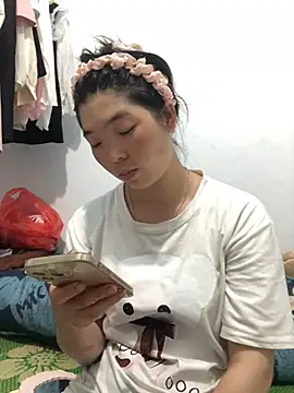 cuty lusy online show from May 2026 03:01:02 AM