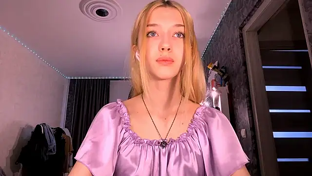 TaliCaan online show from February 2026 12:13:02 PM