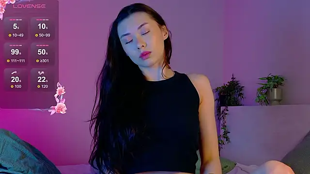 gwenonl1ne online show from March 2026 02:56:02 PM