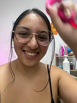 Snapshot of Victoria_Lusty chatting on April 2026 11:22:02 PM Victoria Lusty online show from April 2026 11:22:02 PM