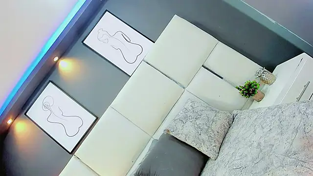 Snapshot of Daniiela_Foxx chatting on February 2026 09:00:01 PM Daniiela Foxx online show from February 2026 09:00:01 PM