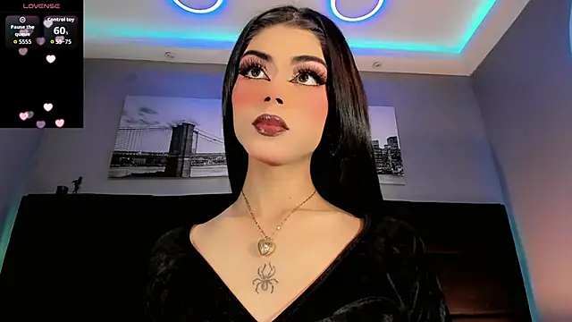 Snapshot of CuteMiaaa chatting on April 2026 09:38:02 PM CuteMiaaa online show from April 2026 09:38:02 PM