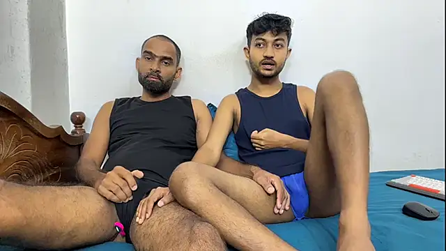 DesiDaddyandSon online show from August 2026 02:46:01 AM