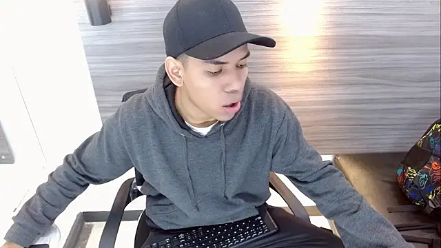 DaviidBuckx  online show from April 2026 02:18:01 AM