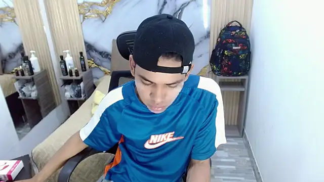 DaviidBuckx  online show from May 2026 02:49:02 AM