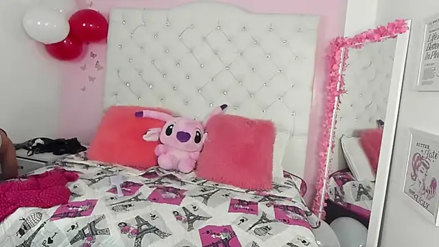 Snapshot of HeimySmith chatting on February 2026 07:10:01 PM HeimySmith online show from February 2026 07:10:01 PM