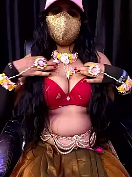 Snapshot of Queen_adaa chatting on February 2026 04:40:02 PM Queen adaa online show from February 2026 04:40:02 PM