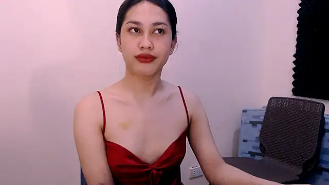 Snapshot of goddess_athena69 chatting on May 2026 02:37:01 PM goddess athena69 online show from May 2026 02:37:01 PM