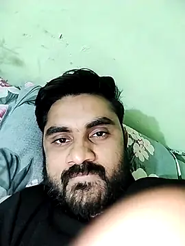 Snapshot of loyalboy_0052 chatting on April 2026 06:57:01 PM loyalboy 0052 online show from April 2026 06:57:01 PM