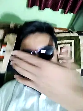 loyalboy 0052 online show from May 2026 06:26:01 PM