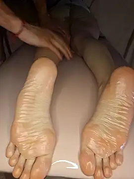 Snapshot of VelvetSolez chatting on February 2026 06:43:02 AM VelvetSolez online show from February 2026 06:43:02 AM