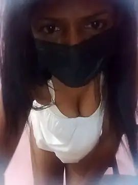 Snapshot of Malee_S chatting on April 2026 04:30:02 PM Malee S online show from April 2026 04:30:02 PM