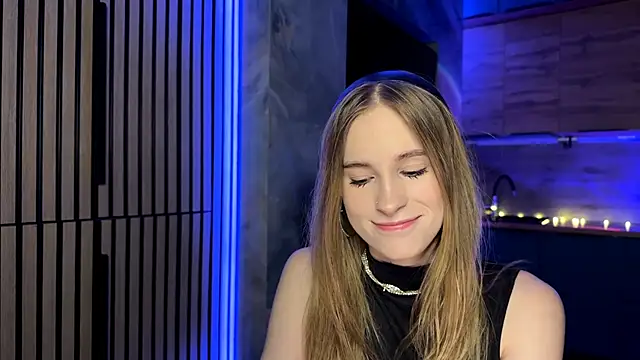 amily sunray online show from May 2026 03:44:02 PM