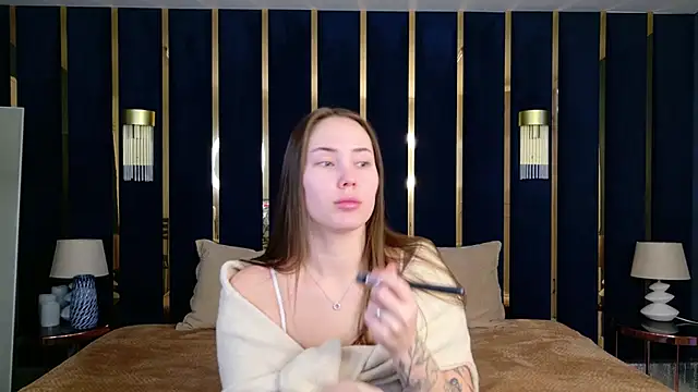 Arielle Vade online show from March 2026 05:42:01 AM