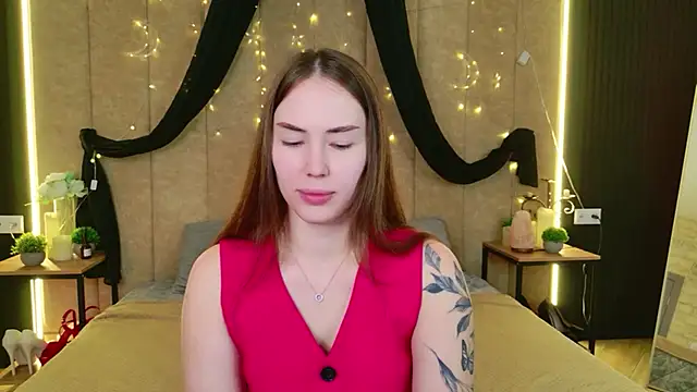 Arielle Vade online show from May 2026 05:13:02 AM