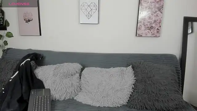 Alexaalove 1 online show from March 2026 12:45:02 PM