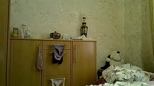 CurvyWild Lady30 online show from May 2026 02:33:02 PM
