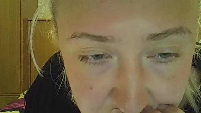 CurvyWild Lady30 online show from May 2026 09:38:01 PM