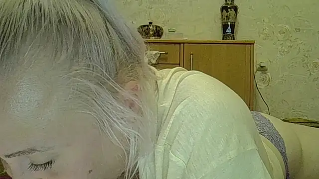CurvyWild Lady30 online show from June 2026 10:21:01 PM