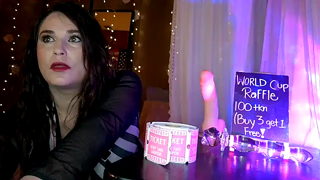VelvetBrunetteXo online show from June 2026 05:57:01 AM