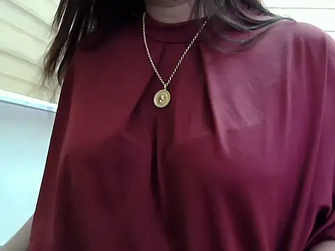 Snapshot of Sexybabe42 chatting on June 2026 10:24:02 AM Sexybabe42 online show from June 2026 10:24:02 AM