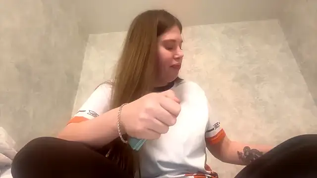 Lunexia Kysstoria online show from February 2026 01:48:02 PM