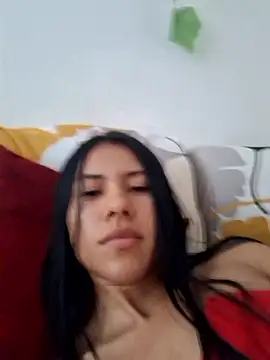 Snapshot of Alannys19 chatting on May 2026 09:55:01 PM Alannys19 online show from May 2026 09:55:01 PM