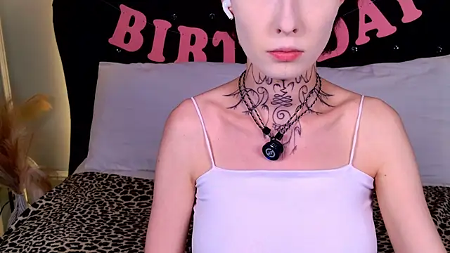 roxy morrison x online show from July 2026 03:32:01 AM