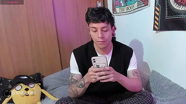 Snapshot of acid_timee chatting on February 2025 12:10:02 AM acid timee online show from February 2025 12:10:02 AM