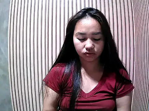 Snapshot of Cloudette_17 chatting on February 2026 08:13:01 PM Cloudette 17 online show from February 2026 08:13:01 PM