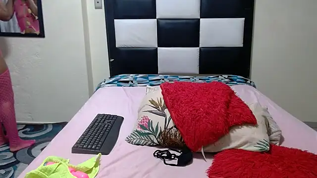 VeronaDimexx online show from April 2026 08:28:02 PM