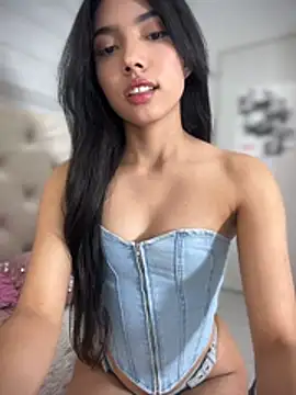 jadelaurent online show from July 2026 12:50:02 AM