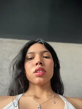 jadelaurent online show from July 2026 08:27:01 PM