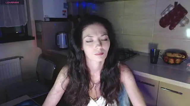 AyanaGrumpix online show from June 2026 11:17:01 PM