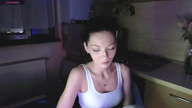 AyanaGrumpix online show from June 2026 01:28:02 AM