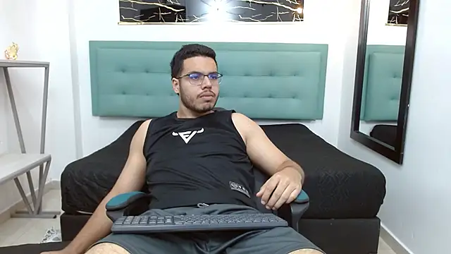 Snapshot of Trevor_Ash chatting on February 2026 03:38:02 AM Trevor Ash online show from February 2026 03:38:02 AM