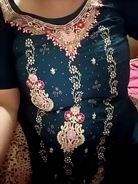 Simran 008 online show from April 2026 12:29:02 PM