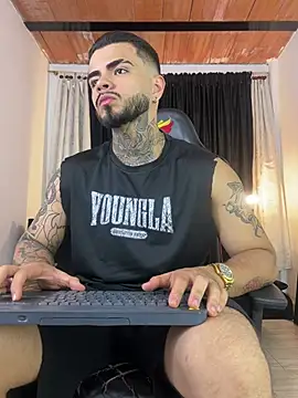 Benjii Carter1 online show from April 2026 02:56:01 AM