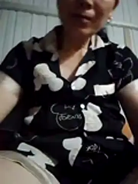 Kiss love2 online show from May 2026 02:47:02 PM