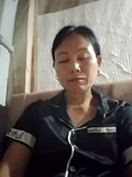 Kiss love2 online show from July 2026 06:05:01 PM