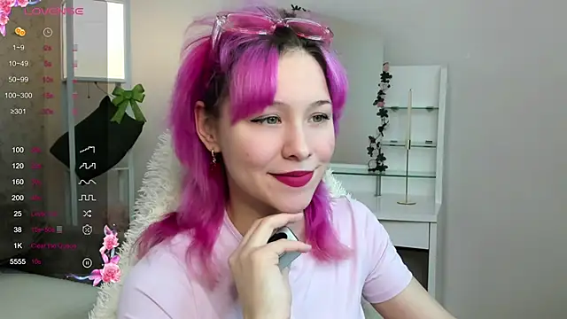 EmilyTrase online show from May 2026 01:12:01 AM