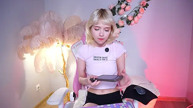 wow angel online show from May 2026 05:35:01 AM