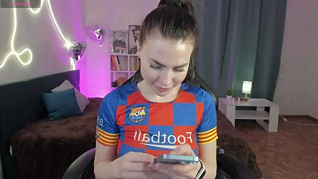 little  isabel online show from May 2026 07:58:01 AM