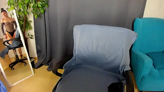 little  isabel online show from May 2026 07:59:02 AM